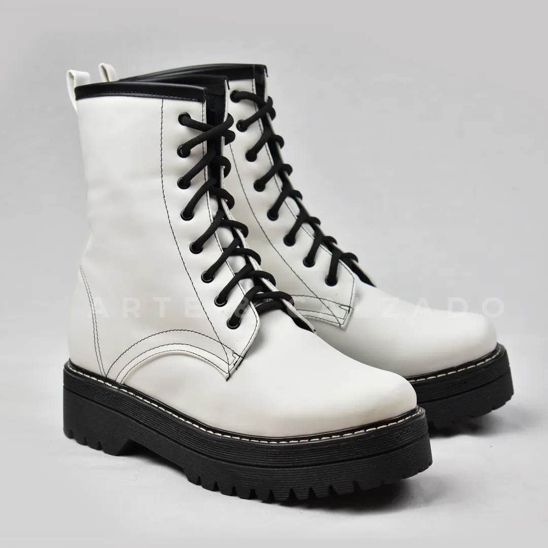 Botín Combat Boots Blanco B27