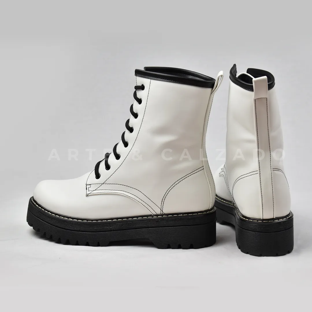 Botín Combat Boots Blanco B27