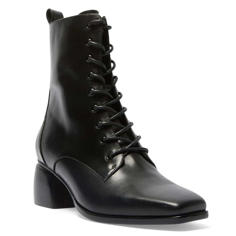 Journey Boot in Black Leather