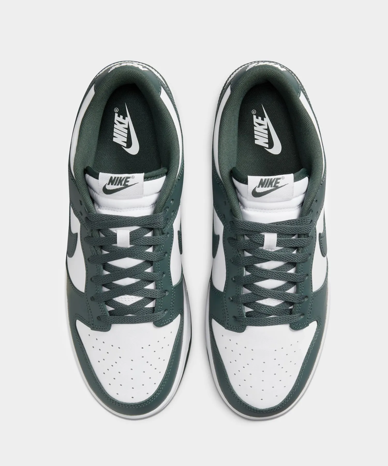 Nike Dunk Low in White / Vintage Green