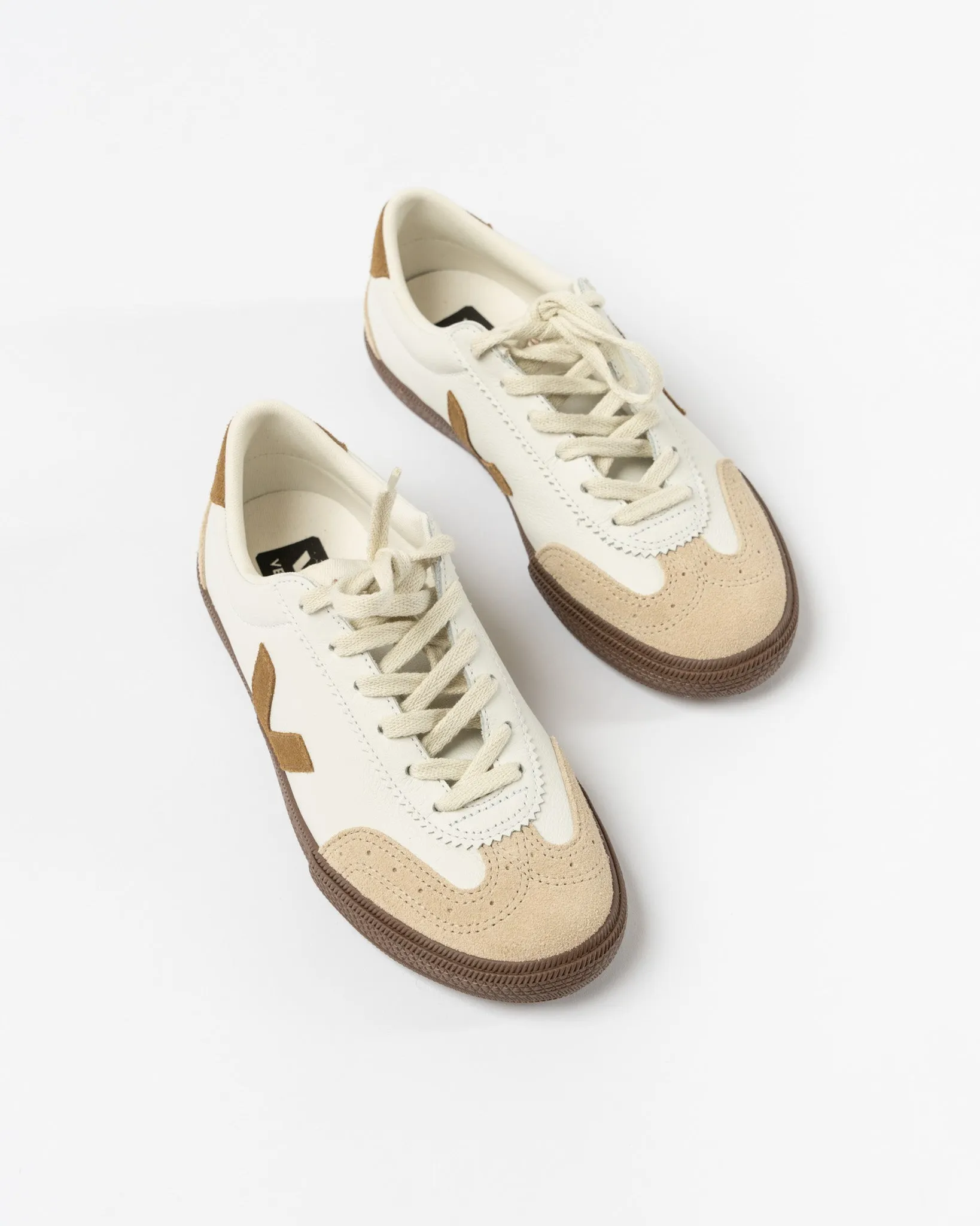 Veja Volley White/Tent/Bark