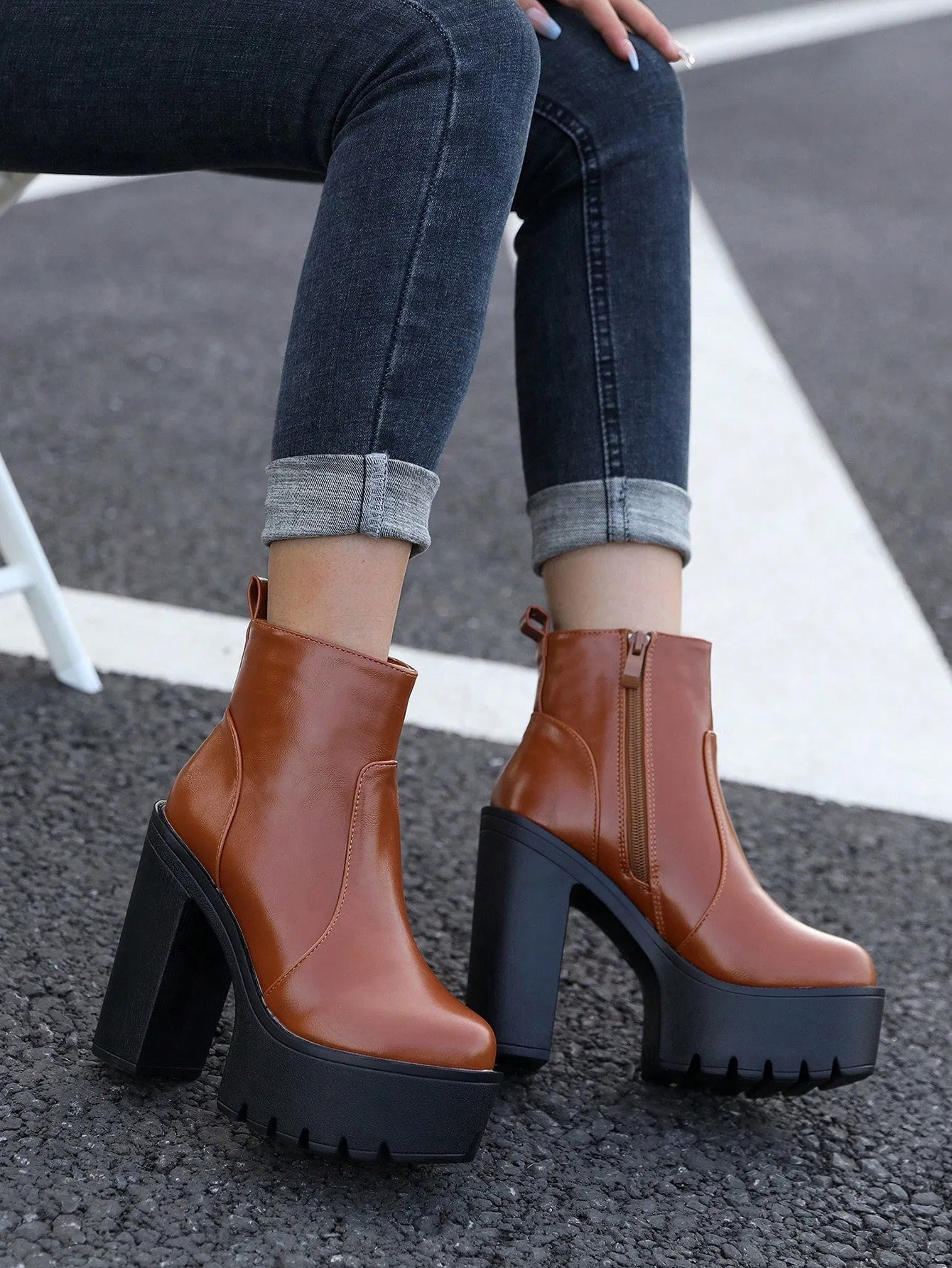 Zipper Side Platform Chunky Heeled Combat Boots